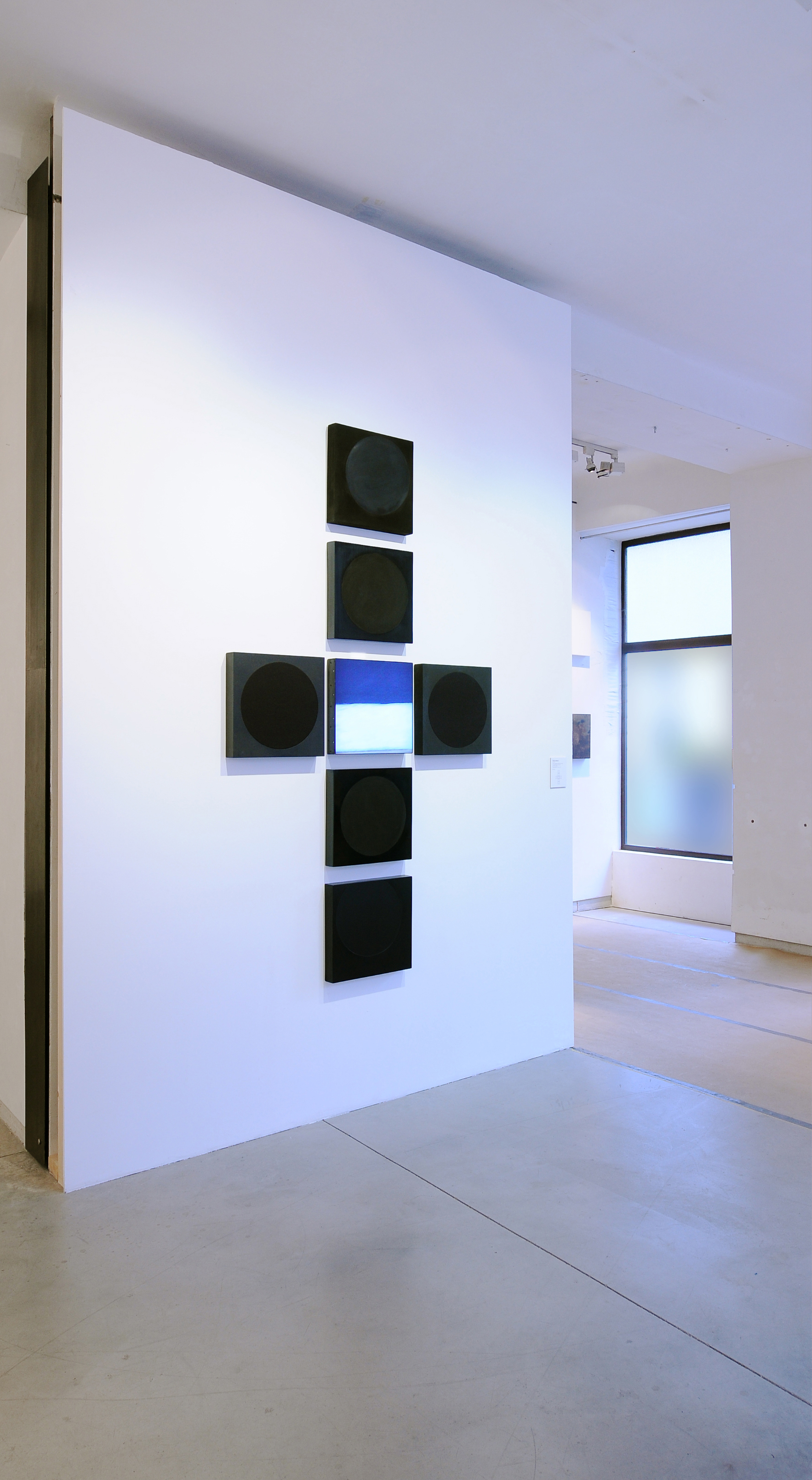 Astrid Edlinger | 'Black Square Sweatshop' exhibition view, 2015. Formation 'Religion', 2015